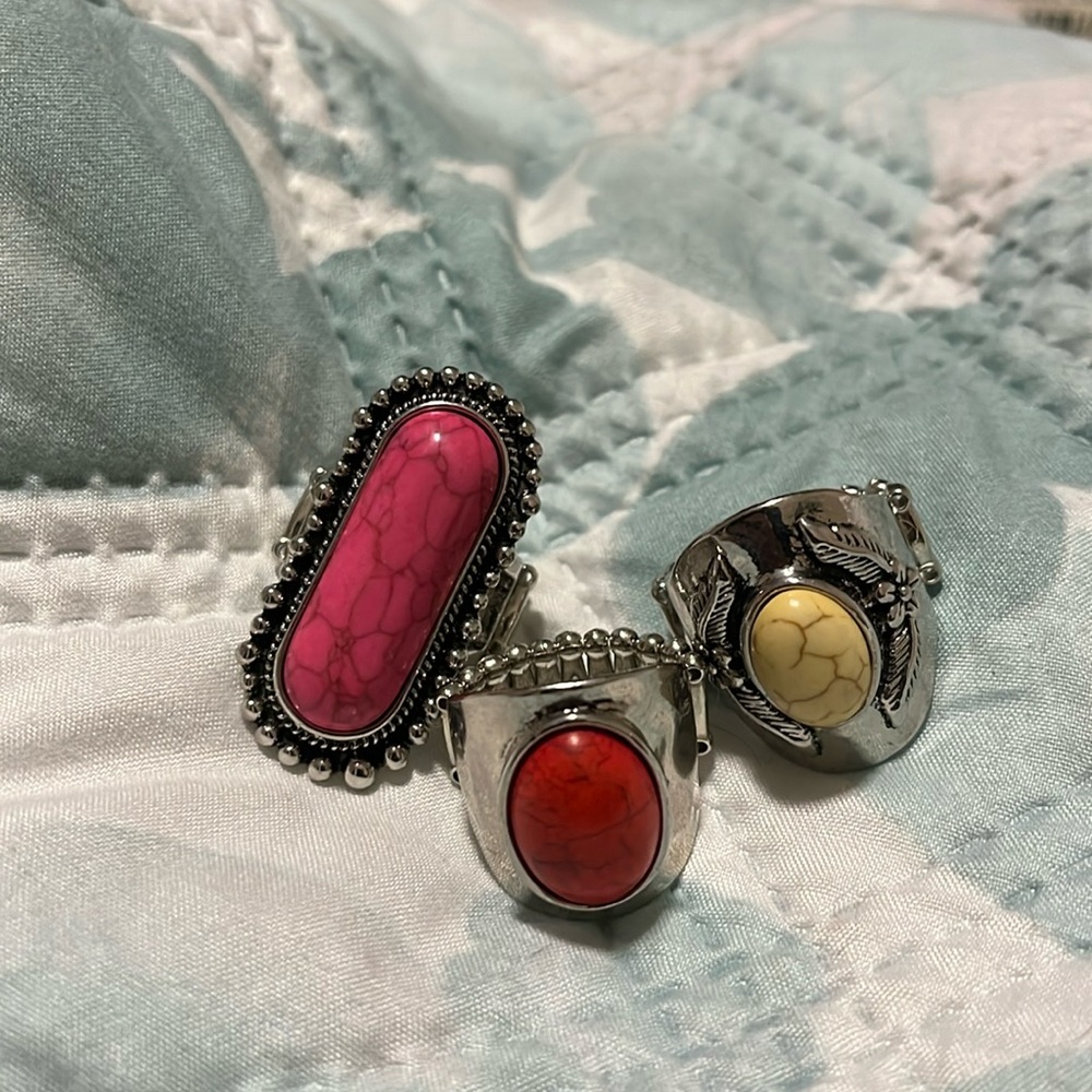 🌞Lot of 3 Paparazzi Stretch Rings (New!)